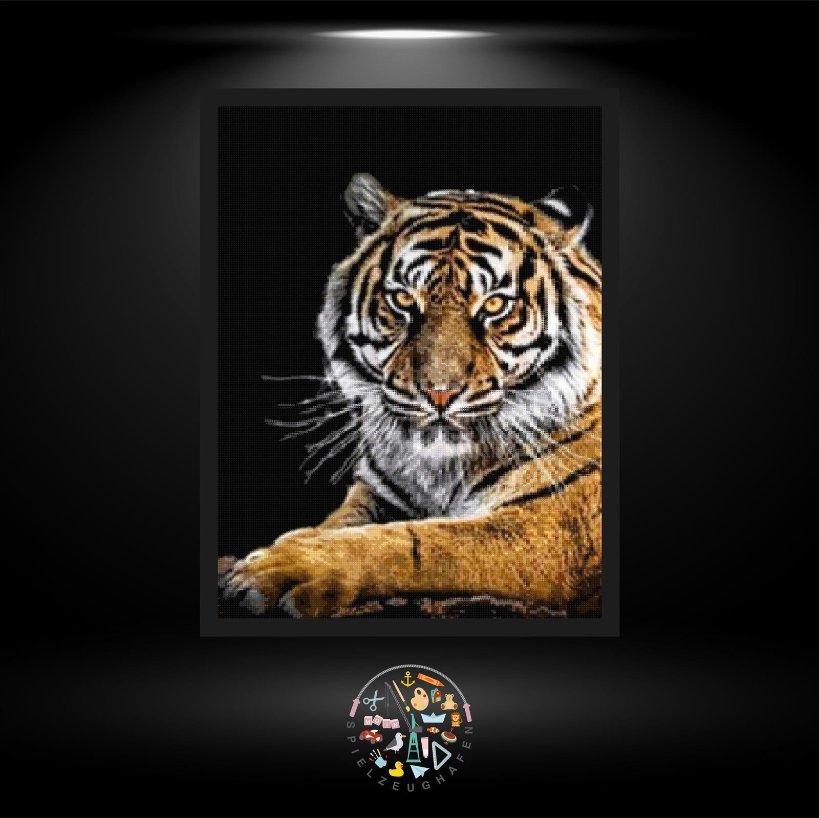 'Diana's Tiger' - Strass / Rhinestone von Spielzeughafen