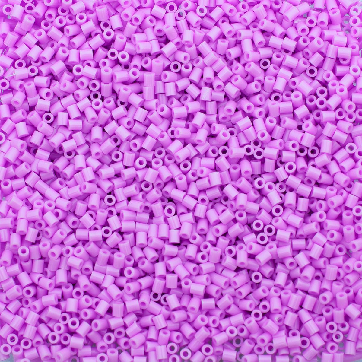 2000 Artkal® MINI C hart 2,6 mm - C127 LIGHT GRAPE von Spielzeughafen